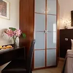 Le Twelve Hotell Paris