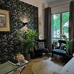 Le Twelve Hotel París