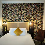Hotel Le Twelve 3*
