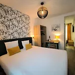 Le Twelve 3* París