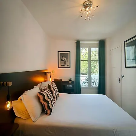 Le Twelve 3* باريس