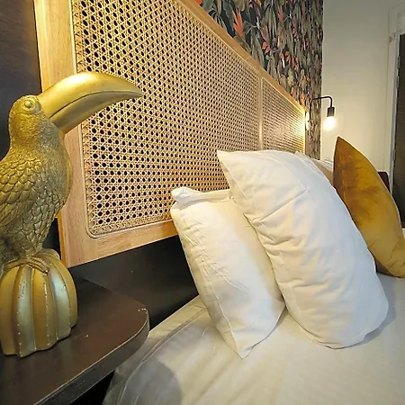 Le Twelve 3* باريس