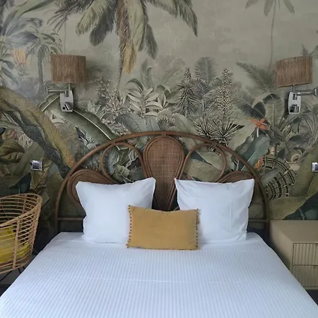 Le Twelve 3*