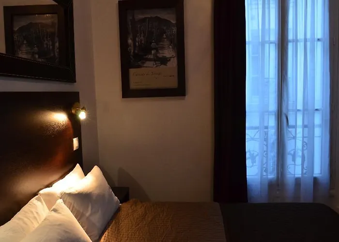 Hotel Le Twelve Parigi