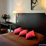 Hotel Le Twelve 3*